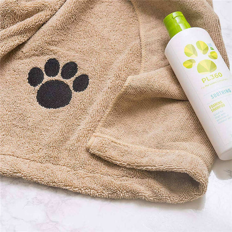 Pet Towel Bath Towel Mat Quick-Drying Absorbent Customized Extra Large Bath Microfiber Cat and Dog Towel Bath Towel - Image 5